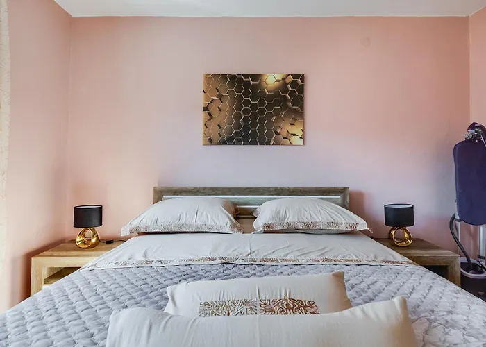 Markos アパート *