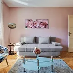 Markos Apartman