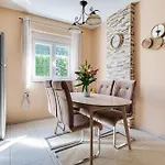Markos Apartman *